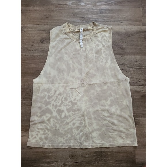 lululemon athletica Tops - Lululemon Athletica Tie Dye Yellow Sleeveless Tank Top Size 12‎ Women